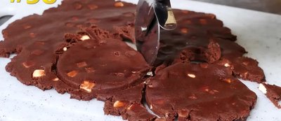 Slice brownies and chocolate tray bake.