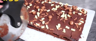 Slice brownies and chocolate tray bake.