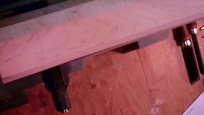 Prepare the main rolling pin blank. Cut off corners and shape into a rough cylinder on the lathe (around 1250 RPM).