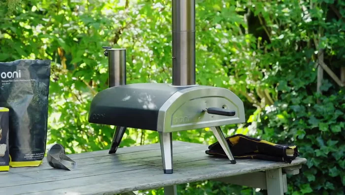 When finished cooking, let the oven burn through remaining pellets. Wait at least an hour before moving the oven to cool.