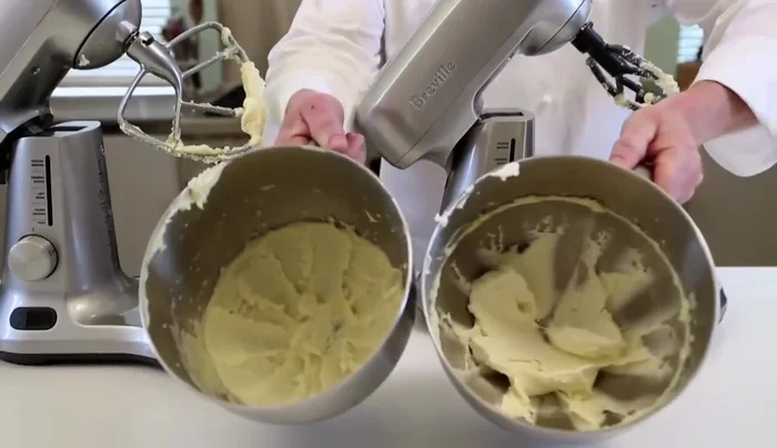 Breville Scraper Mixer Pro: faster, lighter batter