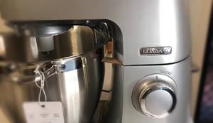 KENWOOD CHEF XL ELITE Stand Mixer Review: A Powerful Kitchen Companion?