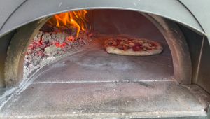 Mastering the Wood-Fired Pizza Oven: Achieving Perfect Neapolitan Pizzas