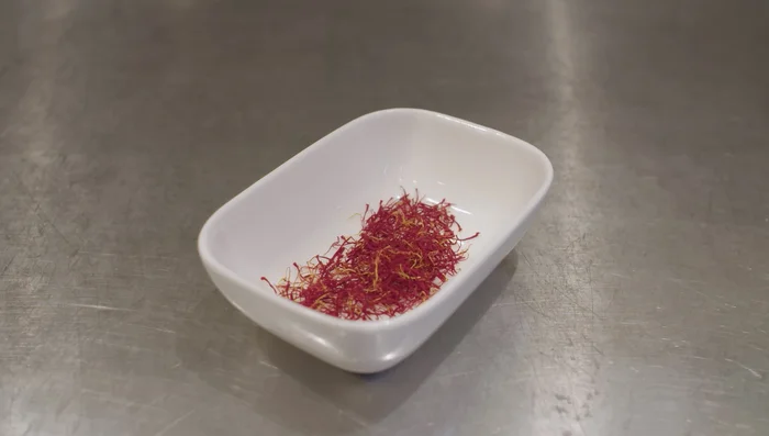 Saffron threads for gourmet pasta