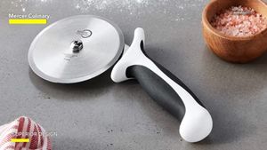 Best Pizza Cutters 2024: Top 6 Reviews & Comparison