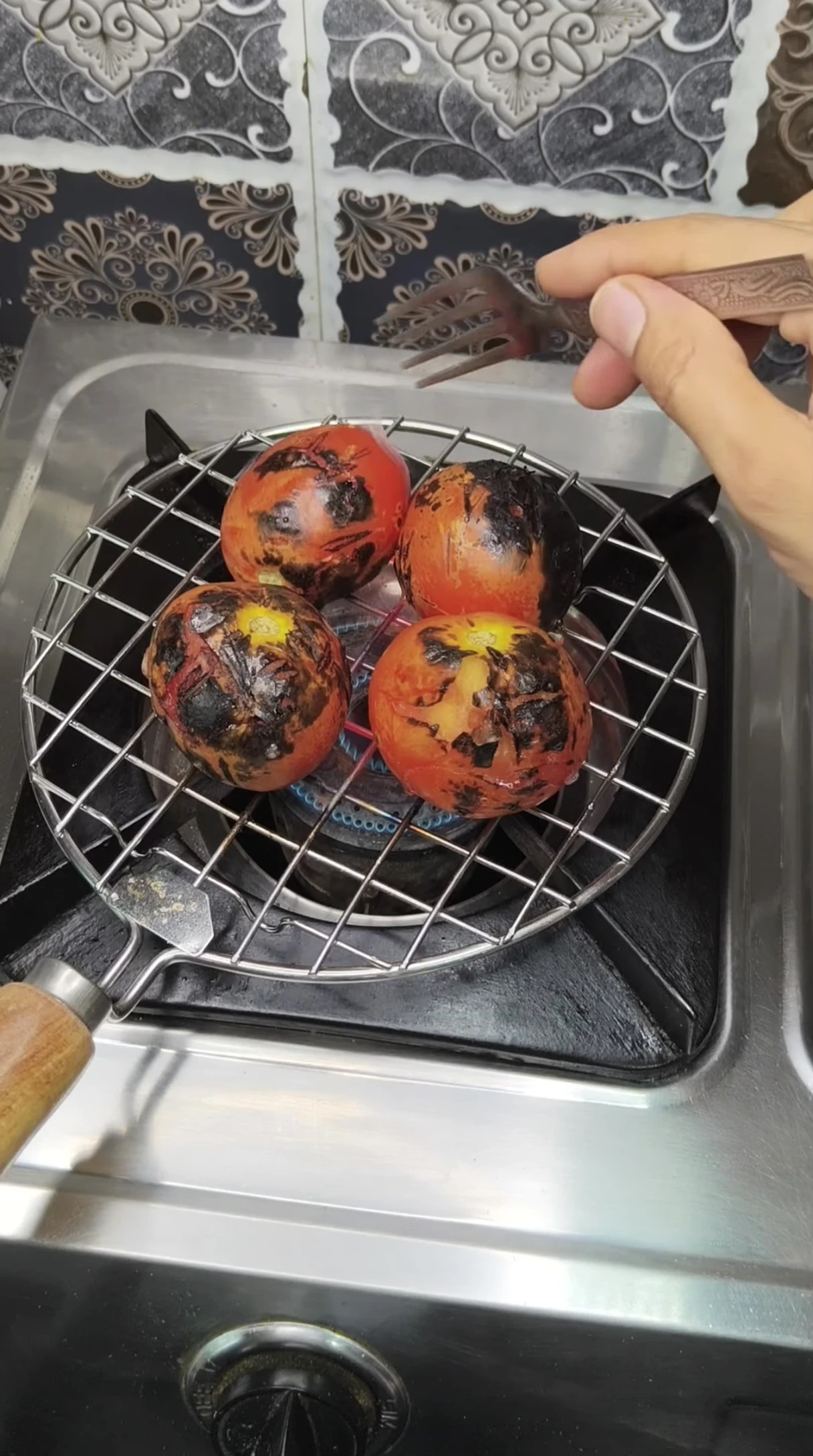 The fresh tomatoes used for the sauce.