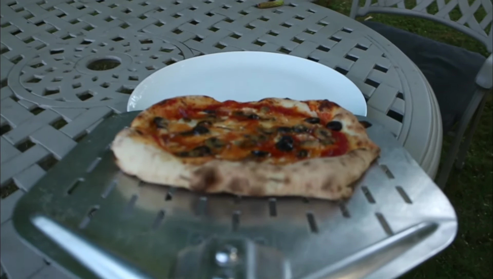 The finished pizza on a plate