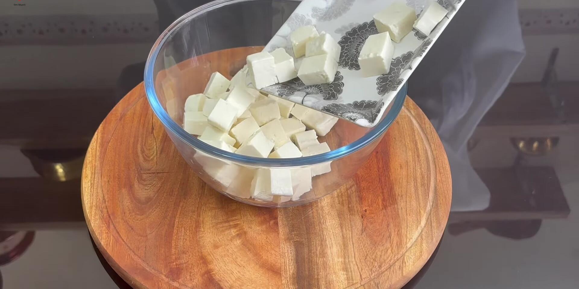 Cubed paneer ready for marinating.