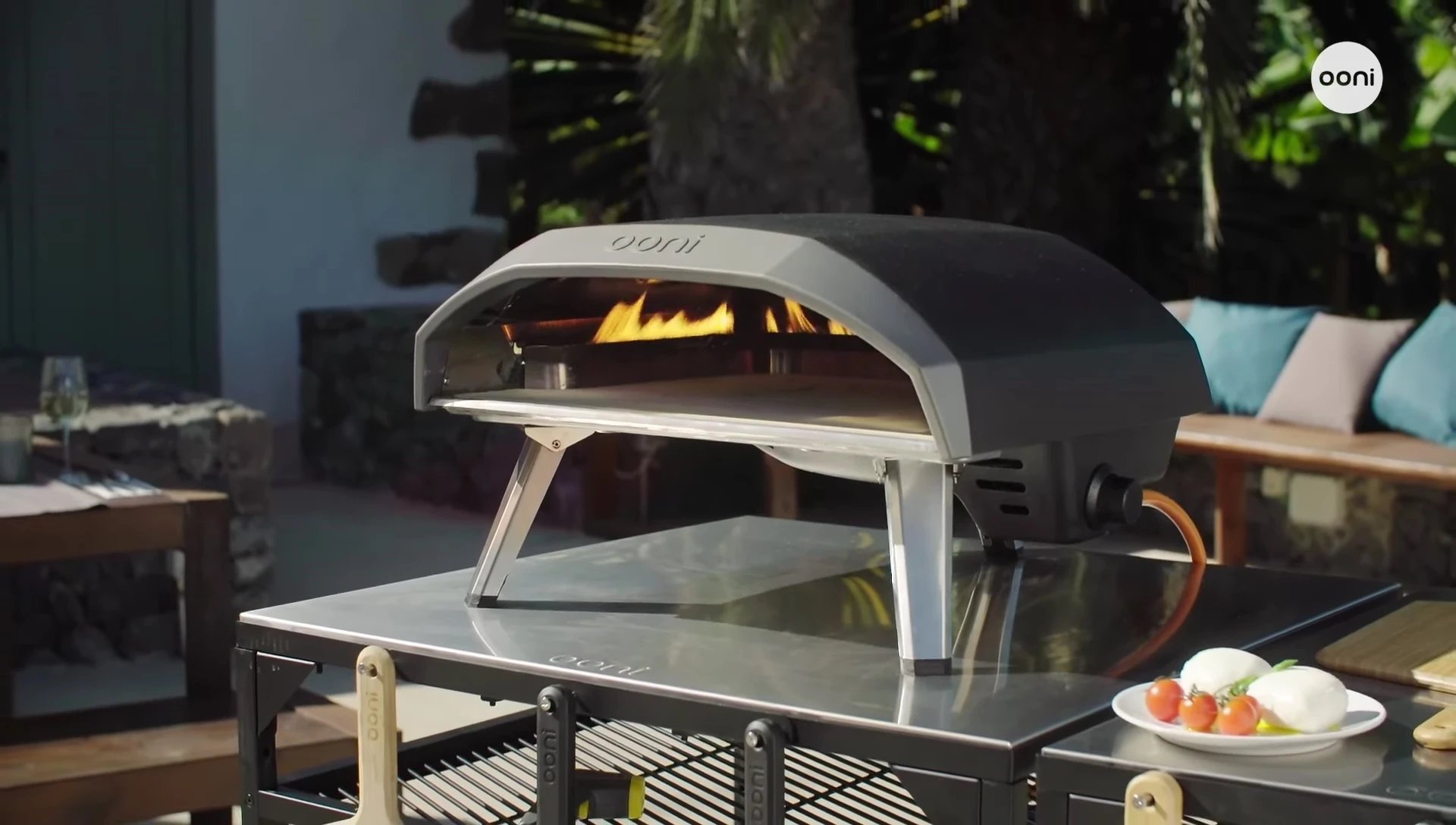 Pizza cooking in Ooni Koda 16