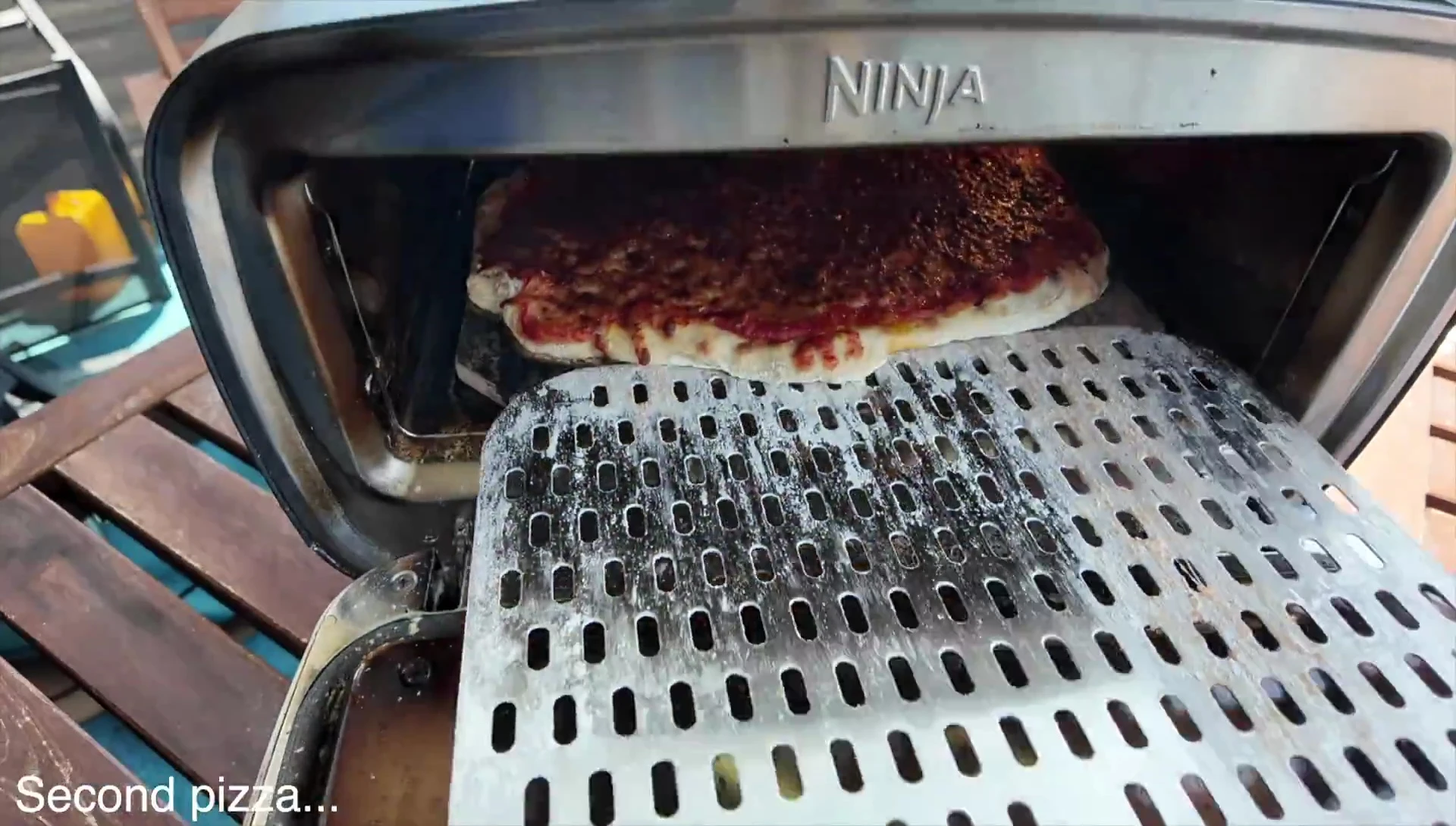 Final shot of the cooked pizza