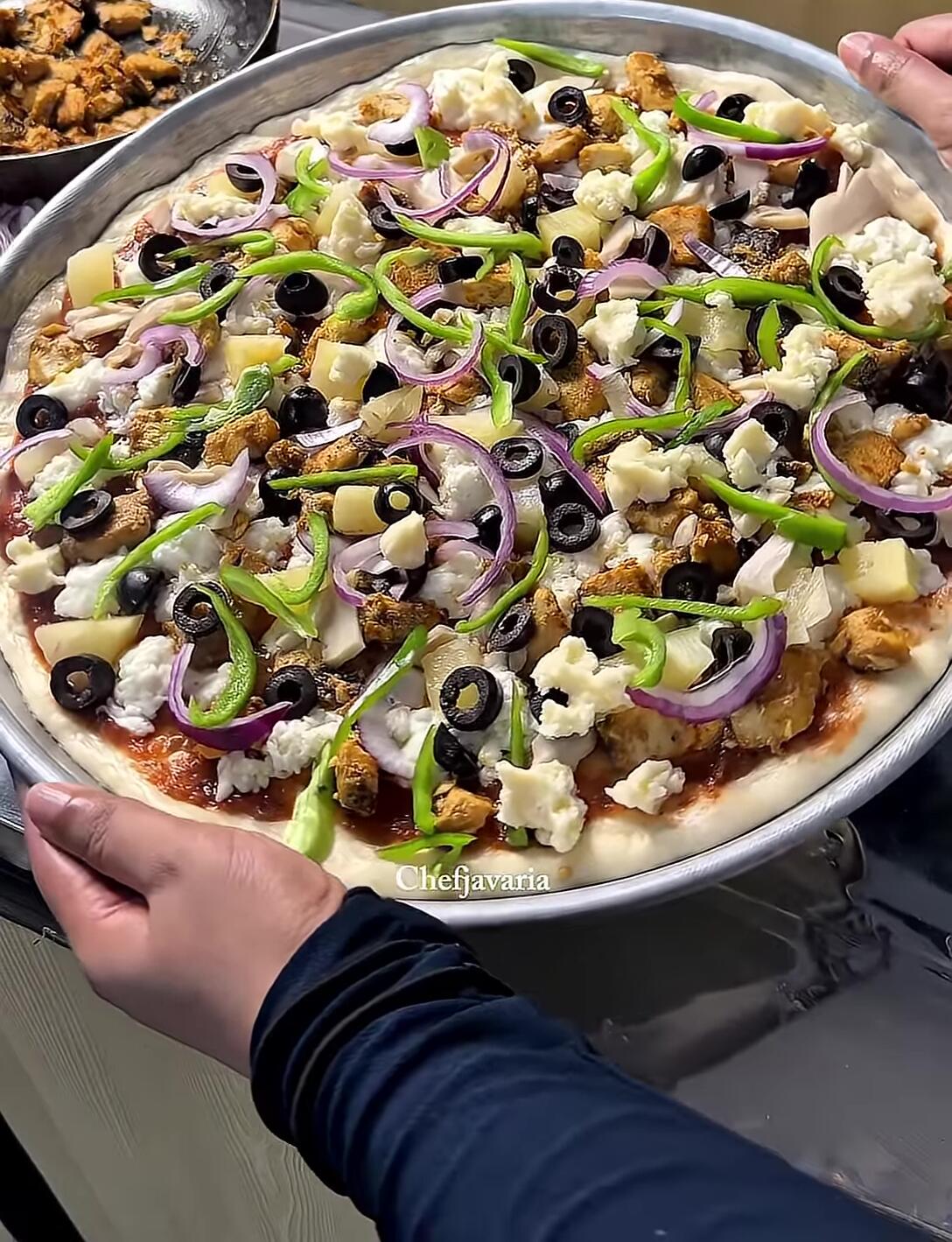 Pizza and pasta made with the sauce.
