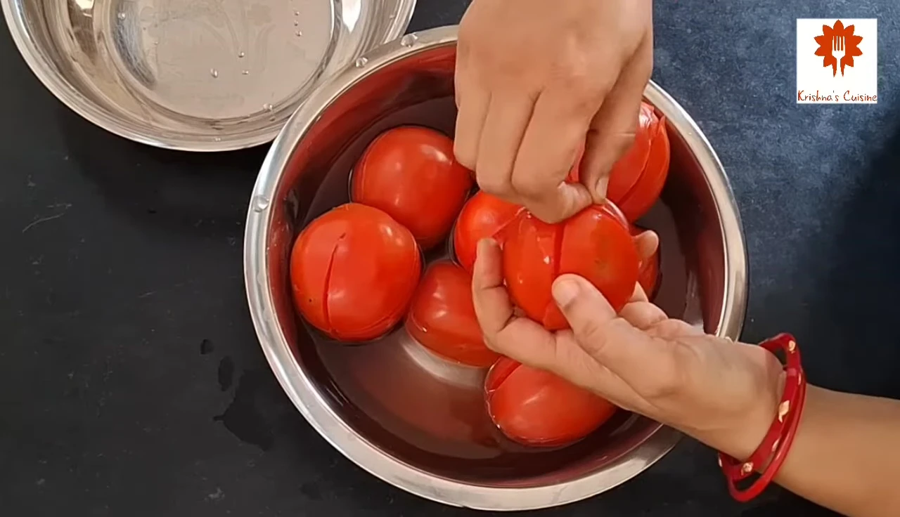Easily peeled tomatoes after blanching